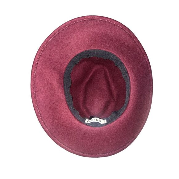 ✨Reiss Mimi burgundy trilby hat on Olivia Palermo✨